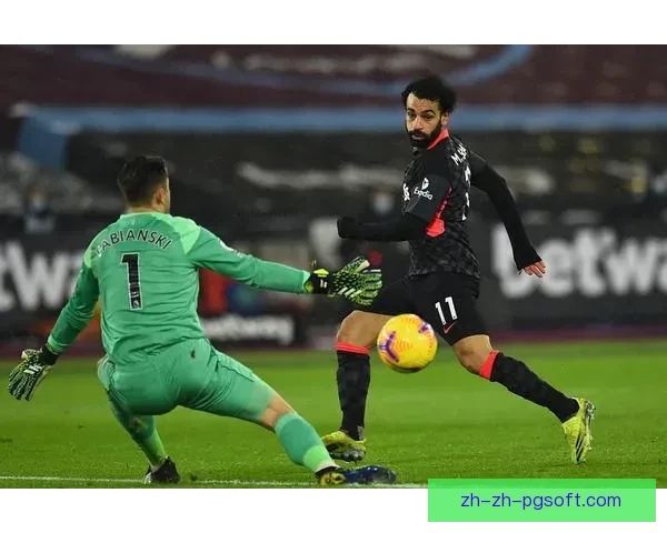 艾泽梅开二度助水晶宫3-1逆转热刺 荣膺全场最佳